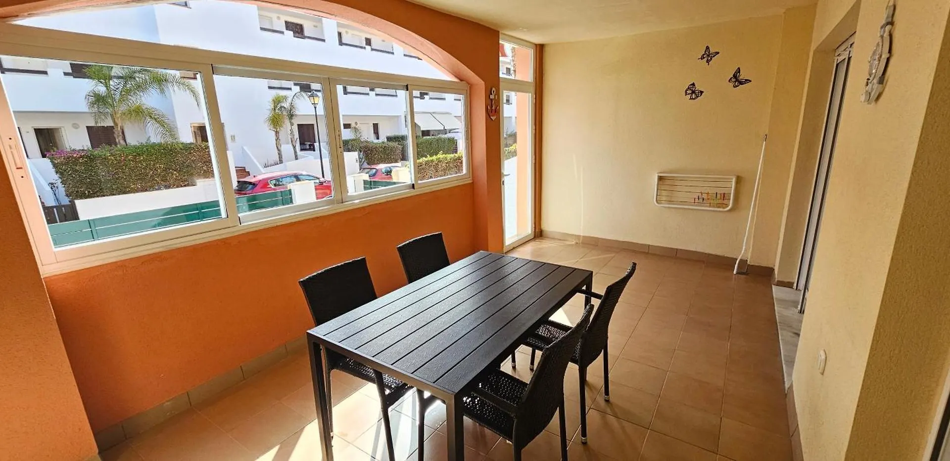 Paraiso de Vera Playa: Beachfront Apartments with Pool Views 0*,  Spain