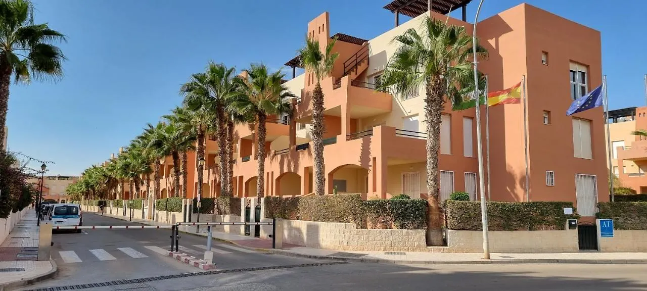 Paraiso de Vera Playa: Beachfront Apartments with Pool Views 0*,