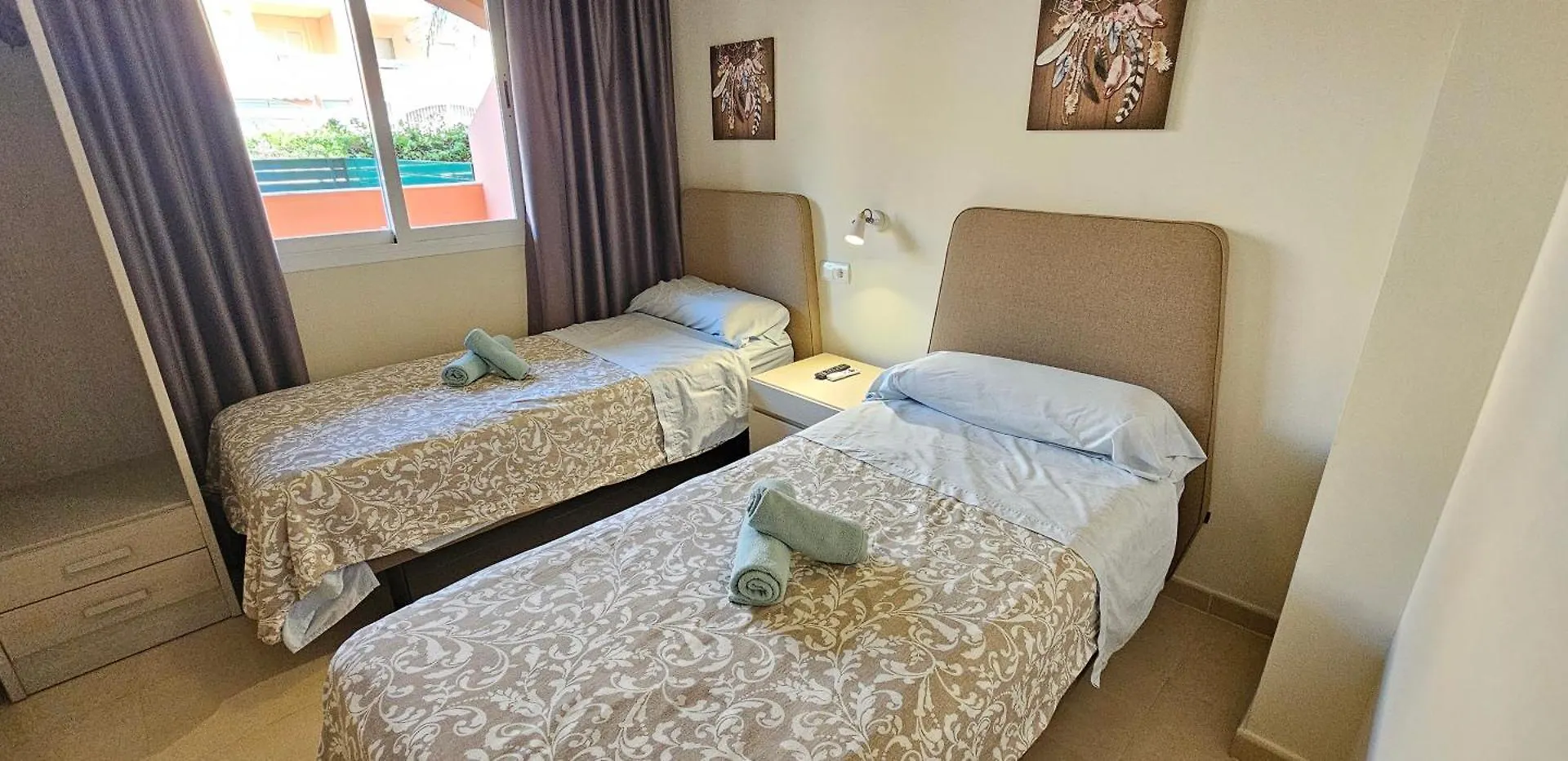 Paraiso de Vera Playa: Beachfront Apartments with Pool Views
